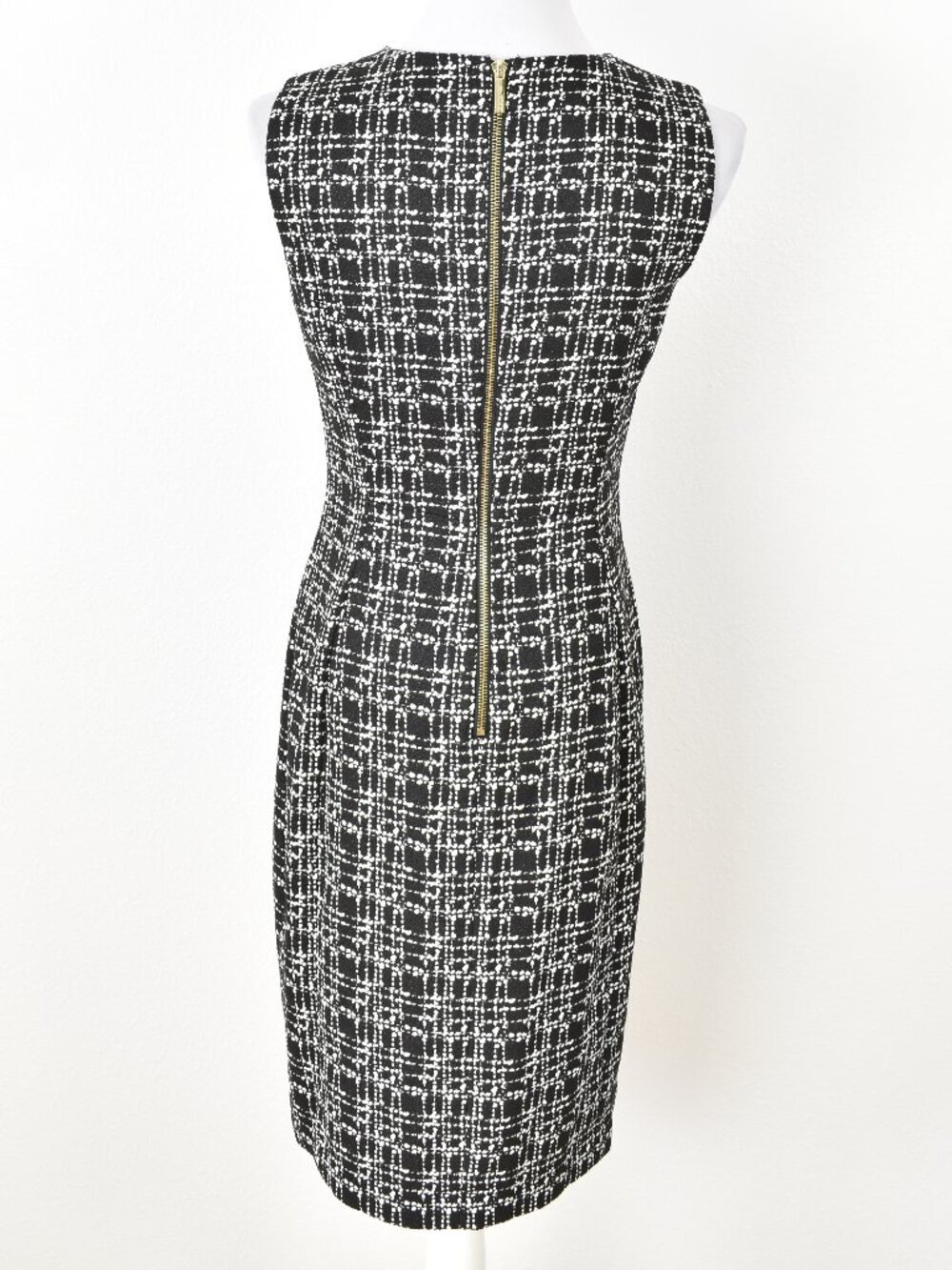 Calvin Klein Tweed Sheath Dress - 8 - Picture 5 of 8